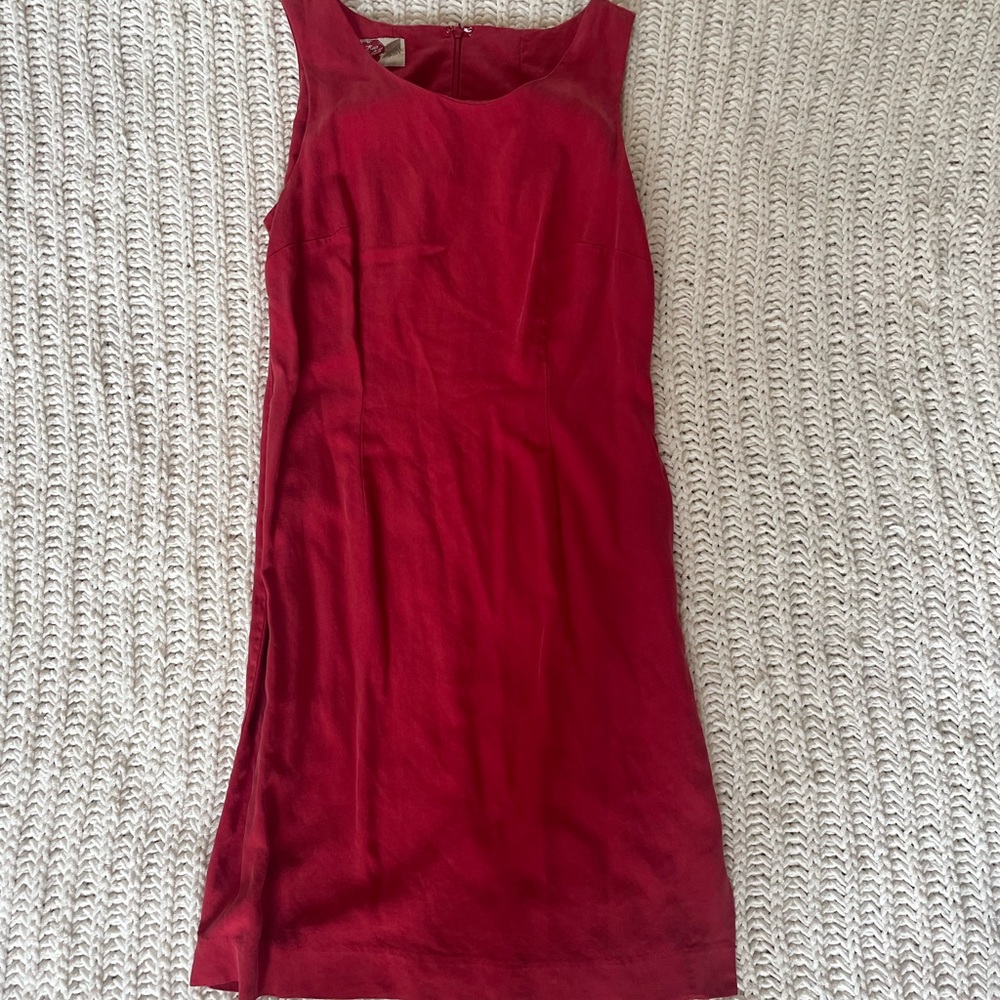 Hilo Hattie gorgeous red dress